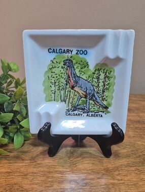 VINTAGE MCM Calgary Zoo Collectible Ceramic Souvenir Ashtray Prehistoric Park